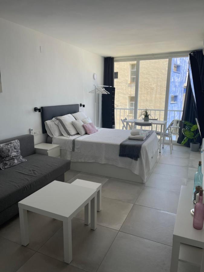 Apartamento Con Vistas Al Mar A Metros De La Playa Carihuela Soleil Apartment ตอร์เรโมลิโนส ภายนอก รูปภาพ